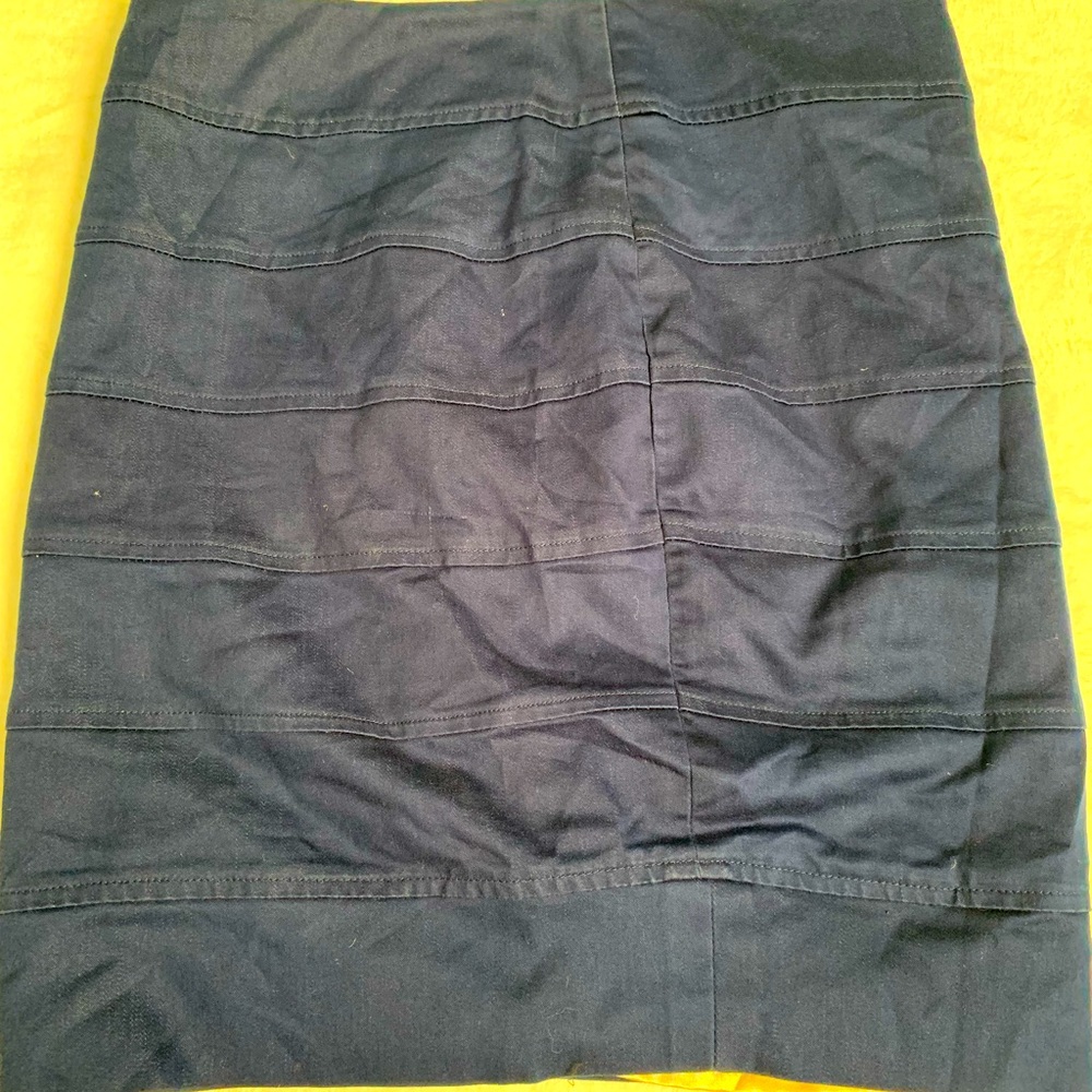 Navy soft skirt size XS